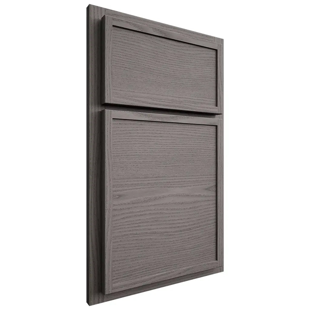Shiloh Cabinetry Partial Overlay Napa Horizontal White Oak Plain Cut Flagstone Door