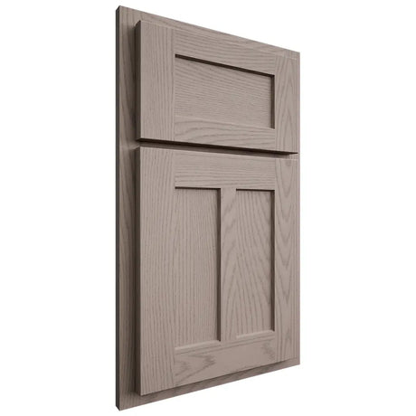 Shiloh Cabinetry Partial Overlay Wilmington Red Oak Plain Cut Sterling Door