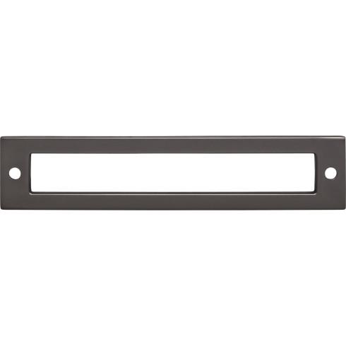 Placa trasera Hollin (aleación de zinc | gris ceniza - Colección Lynwood) | Fabricada en todo el mundo
