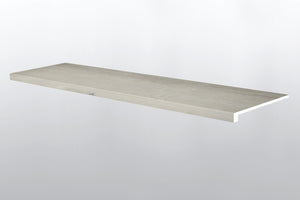 Brianka (PELDAÑO DE ESCALERA CON BORDE SUAVIZADO [Madera • Mate • Medio] - LVT * MOLDURA DE VINILO DE LUJO) | 1 1/2" X 1/4" X 47 1/2"