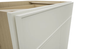 Fabuwood Echo Dove B33SDF Base Standard Cabinet, Detail View