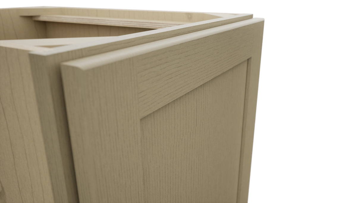 Fabuwood Galaxy Desert Oak B18FD Base Full Door Cabinet, Detail View