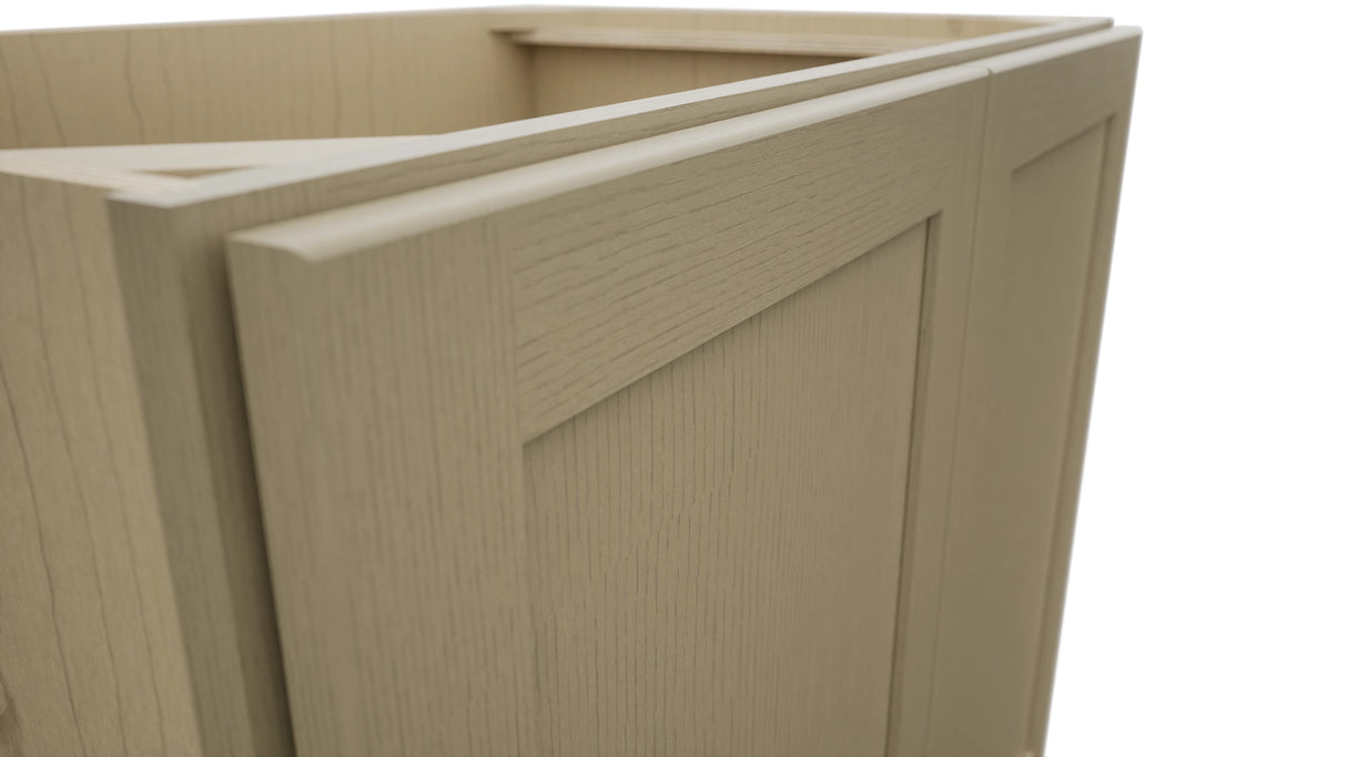 Fabuwood Galaxy Desert Oak B36FD Base Full Door Cabinet, Detail View