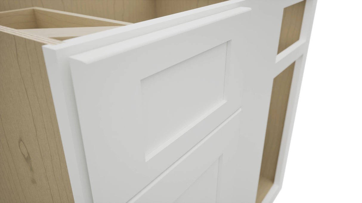 Fabuwood Galaxy Frost BLB39/42 Base Corner Blind Cabinet, Detail View