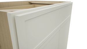 Fabuwood Luna Dove B33SDF Base Standard Cabinet, Detail View