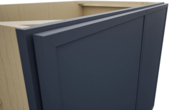 Fabuwood Luna Indigo B39FD Base Full Door Cabinet, Detail View