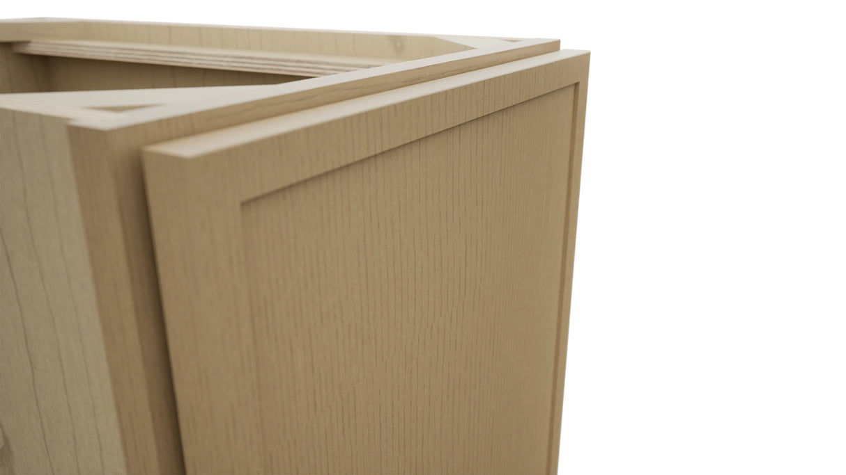 Fabuwood Luna Natural Oak B15FD Base Full Door Cabinet, Detail View