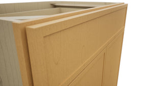 Fabuwood Luna Timber B33SDF Base Standard Cabinet, Detail View