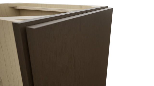 Fabuwood Luxe Canyon Oak B18FD Base Full Door Cabinet, Detail View