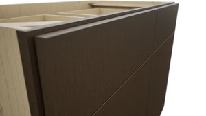 Fabuwood Luxe Canyon Oak B42 Base Standard Cabinet, Detail View