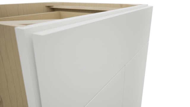 Fabuwood Luxe Frost B27 Base Standard Cabinet, Detail View