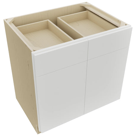 Fabuwood Luxe Frost B33 Base Standard Cabinet, Top View