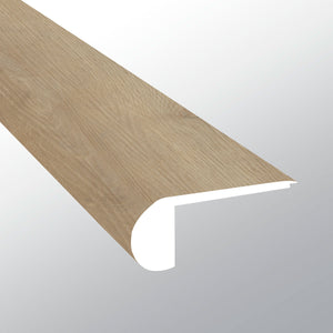 Hyde Haven (NARIZ DE ESCALÓN AL RAS [Madera • Mate • Medio] - LVT * MOLDURA DE VINILO DE LUJO) | 2 3/4" X 3/4" X 94"