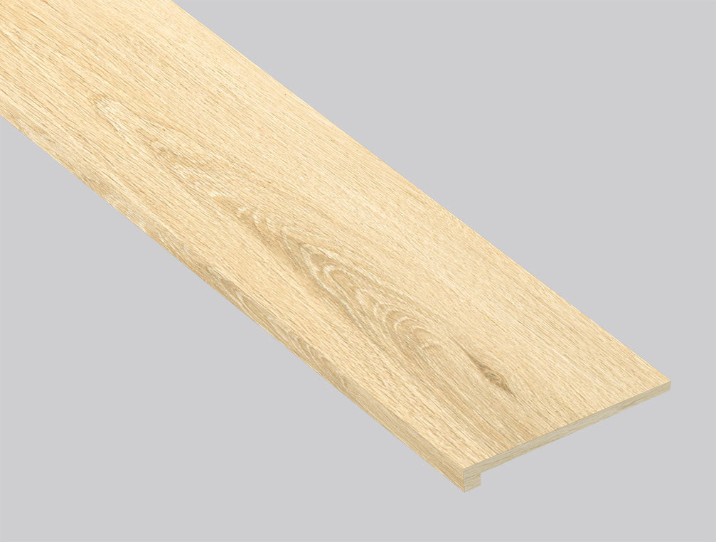 Roble Lanston (PELDAÑO DE ESCALERA CON BORDE SUAVIZADO [Madera • Mate • Claro] - LVT * MOLDURA DE VINILO DE LUJO) | 1 1/2" X 1/4" X 47 1/2"