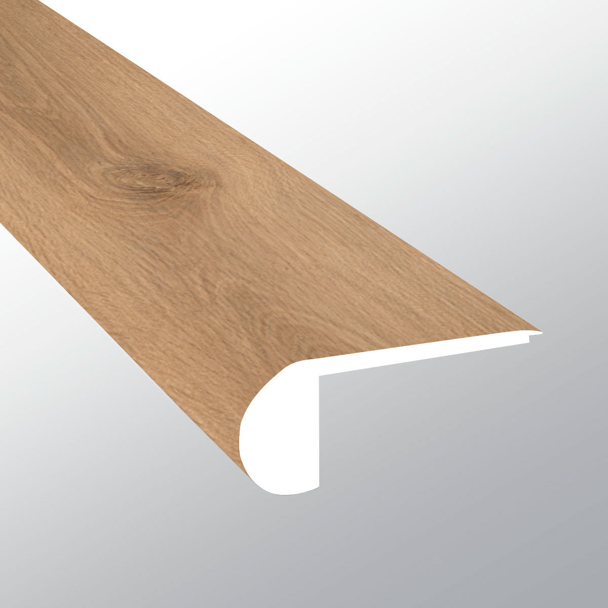 Escandinavo (NARIZ DE ESCALÓN AL RAS [Madera • Mate • Medio] - LVT * MOLDURA DE VINILO DE LUJO) | 2 3/4" X 3/4" X 94"