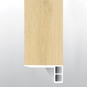 Tranquilla (escalera con borde suavizado [Madera • Mate • Claro] - LVT * moldura de vinilo de lujo) | 2 3/4" x 3/4" x 94"