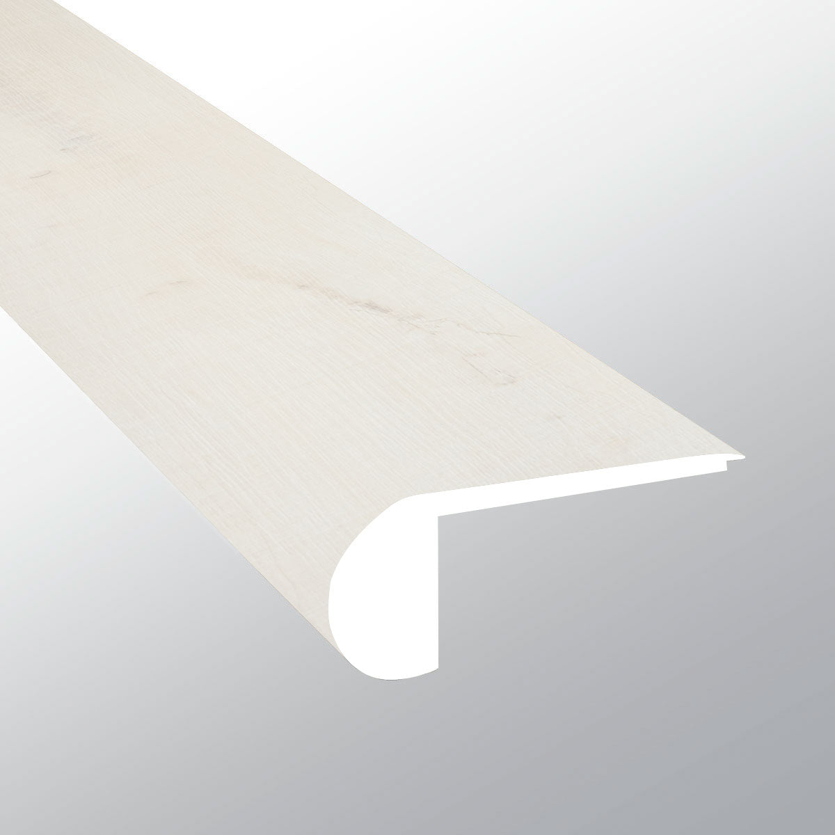 Whitby White (NARIZ DE ESCALÓN AL RAS [Madera • Mate • Claro] - LVT * MOLDURA DE VINILO DE LUJO) | 2 3/4" X 3/4" X 94"